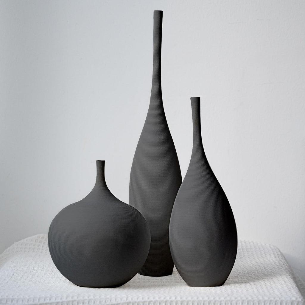 Relexome Ceramic Modern Vase Set of 3 Farmhouse Decorative Vase Minimalist Aesthetic Vases for Centerpieces Matte Ribbed Vases for Home Decor Table Entryway Living Room (Brown+Khaki+ Dark Red)